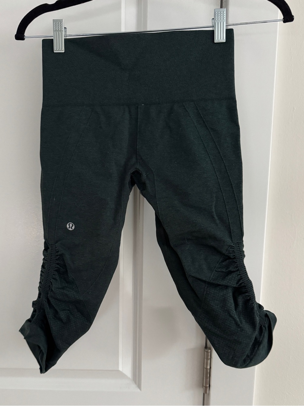 Lululemon In The Flow Crop II Size 4